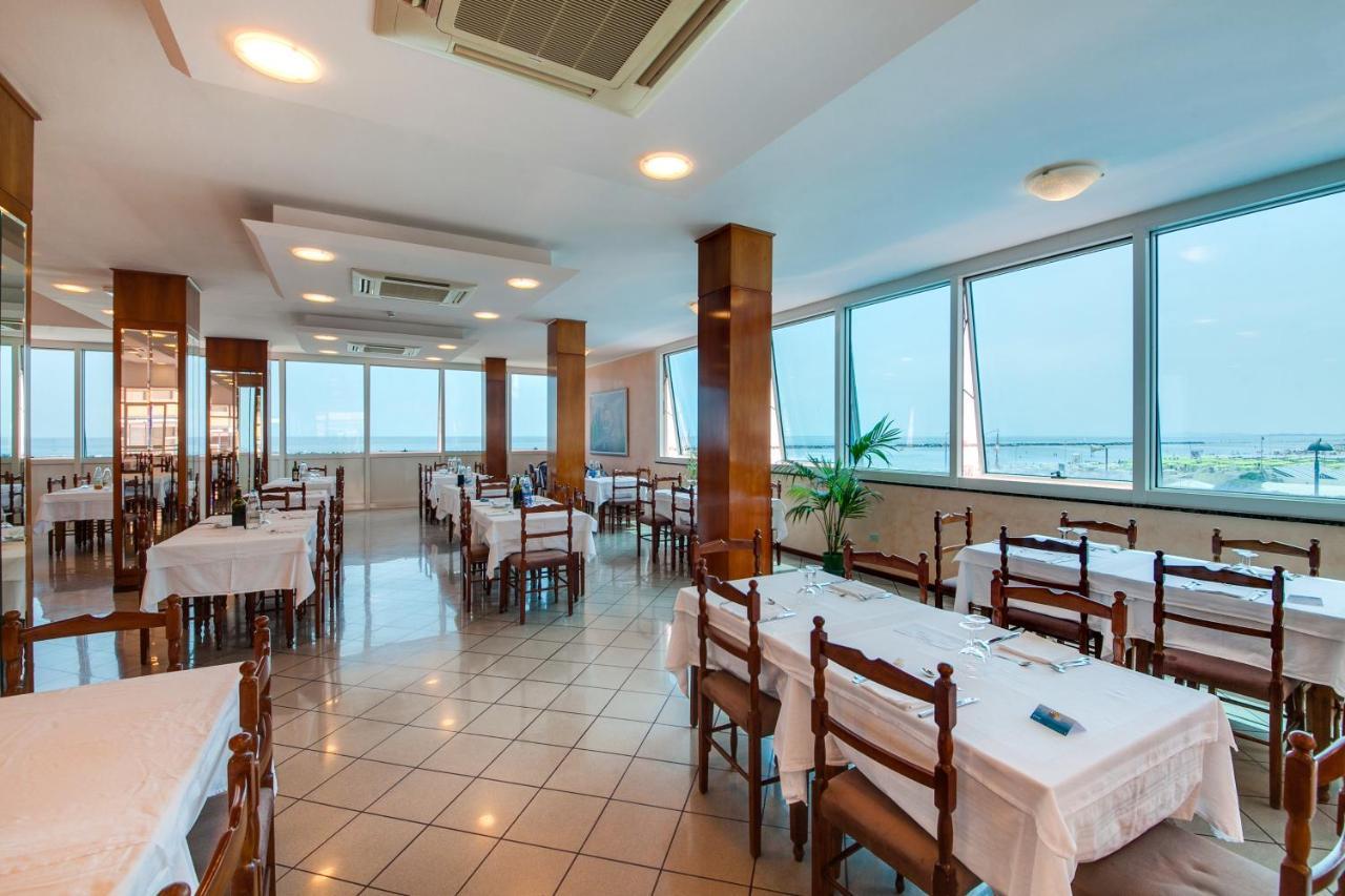 Hotel Majestic Bellaria-Igea Marina Exterior photo