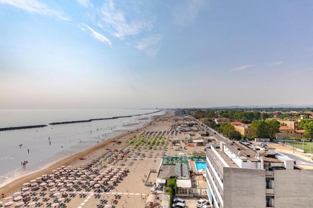 Hotel Majestic Bellaria-Igea Marina Exterior photo