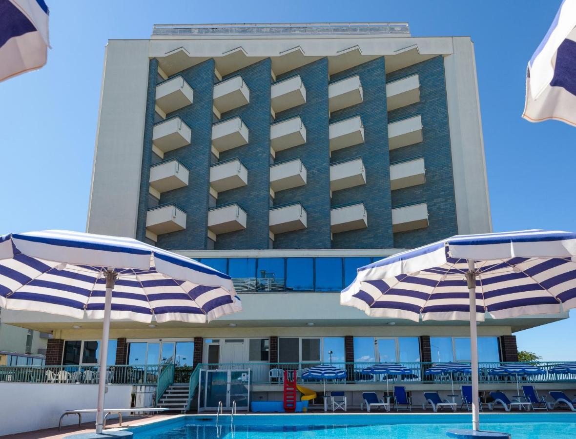 Hotel Majestic Bellaria-Igea Marina Exterior photo